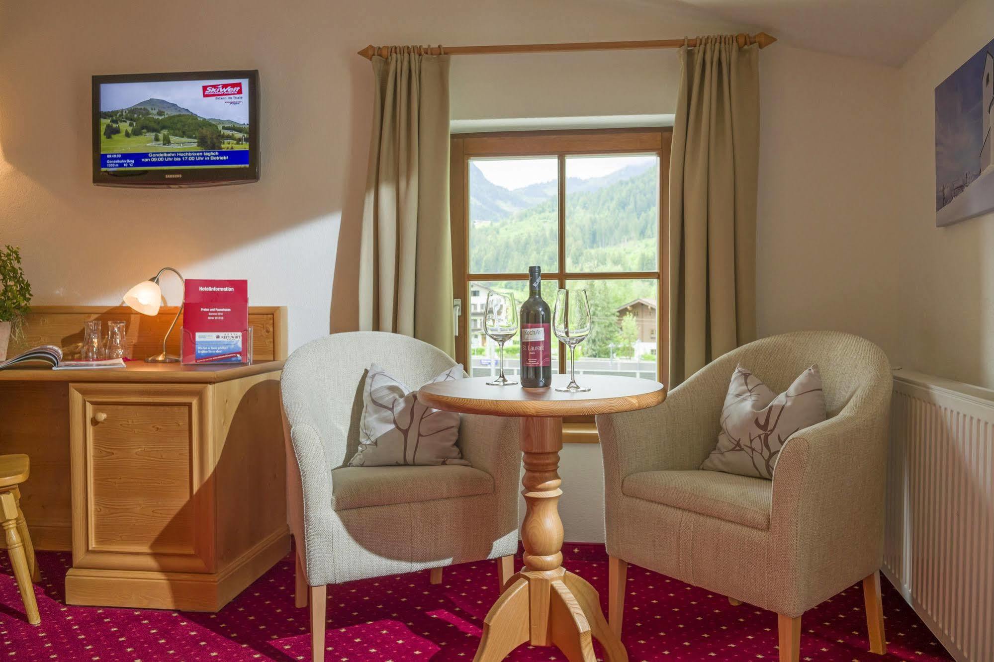 Hotel Reitlwirt بريكسن ام تاله المظهر الخارجي الصورة