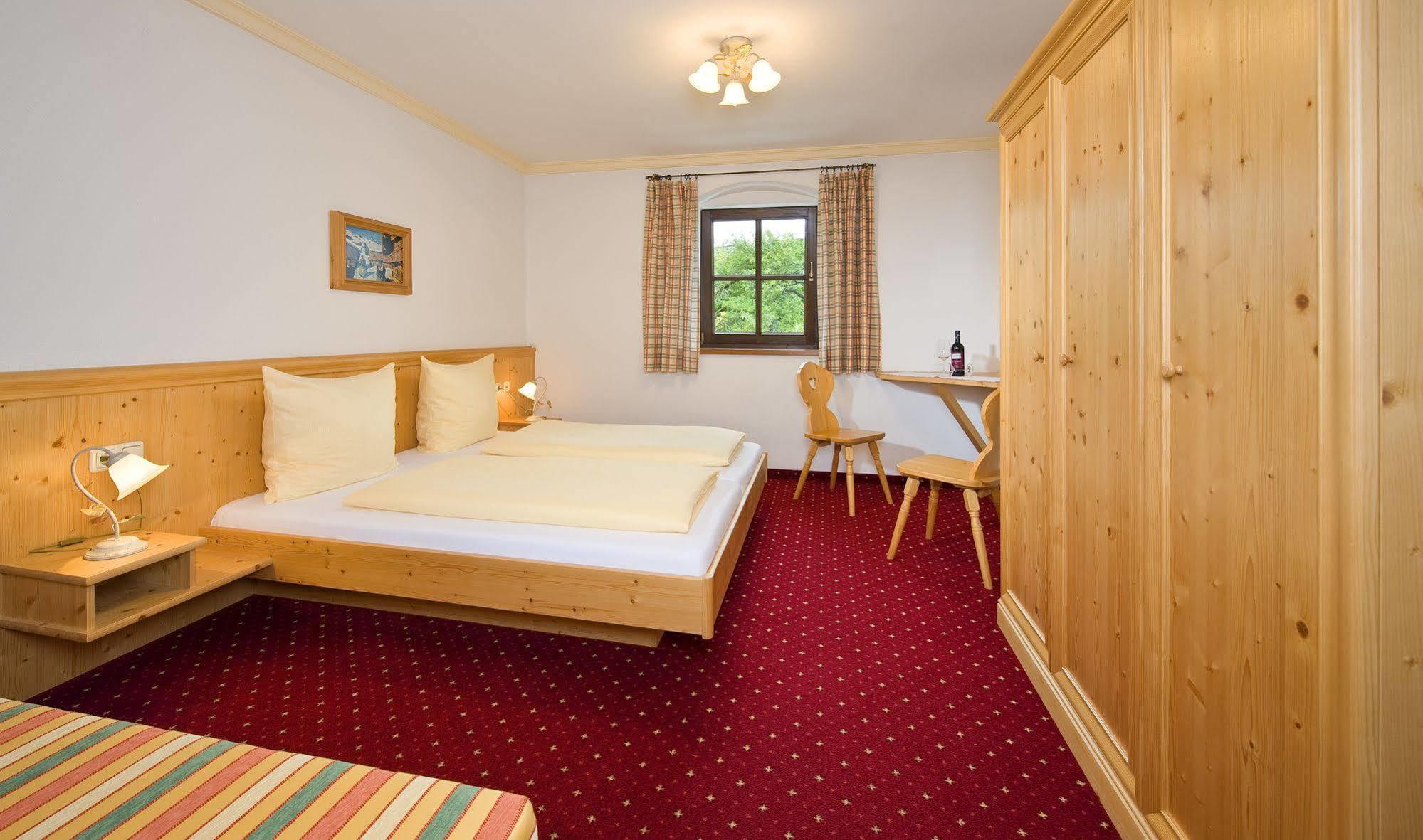 Hotel Reitlwirt بريكسن ام تاله الغرفة الصورة
