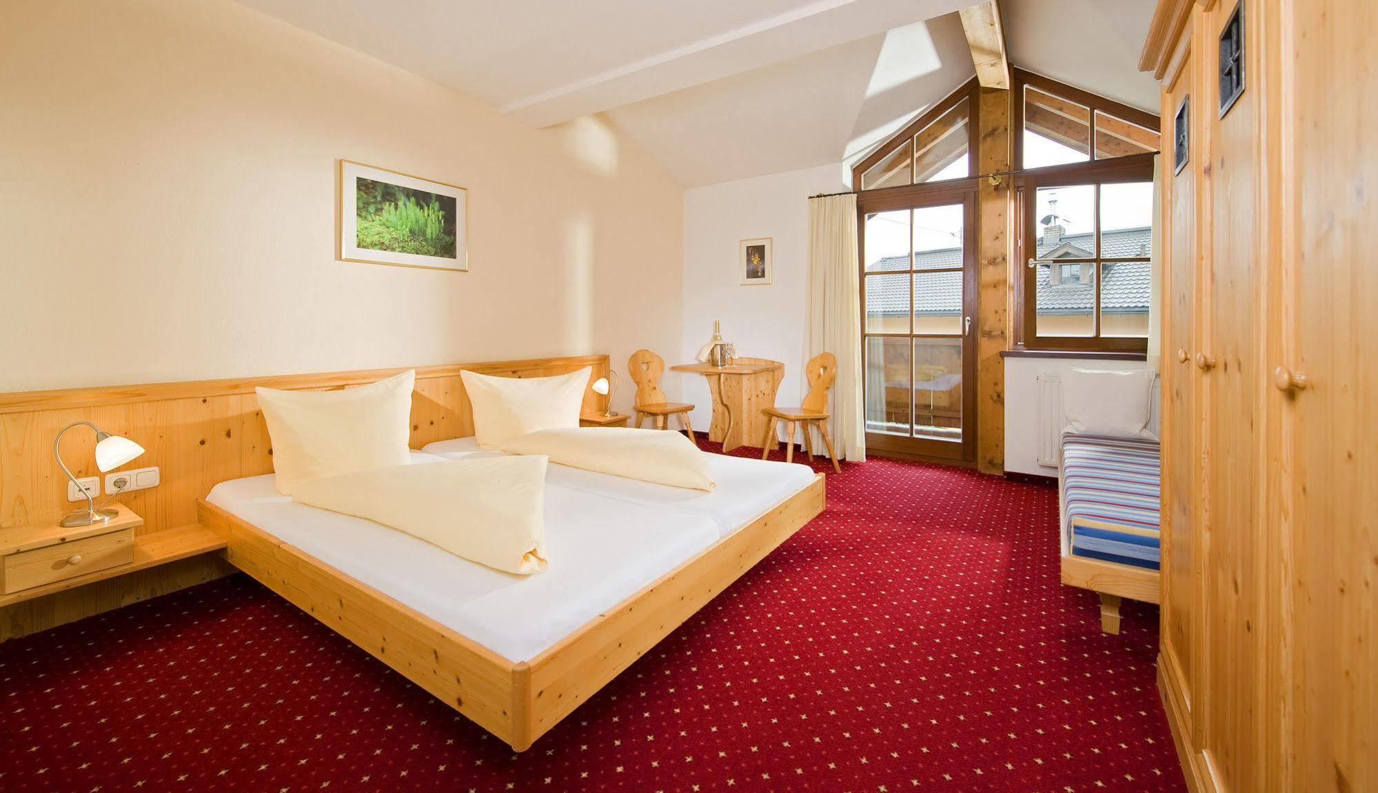 Hotel Reitlwirt بريكسن ام تاله المظهر الخارجي الصورة