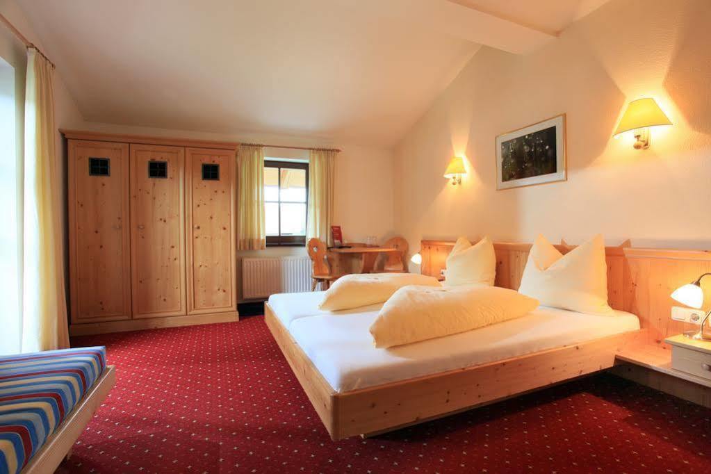 Hotel Reitlwirt بريكسن ام تاله المظهر الخارجي الصورة